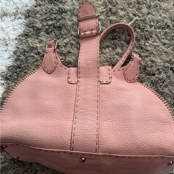 Fendi Pink Leather Shoulder Bag - Picture 2 of 10